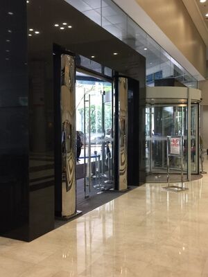 Yüksek Kaliteli SS304 Dikey Isıtmalı Hava Perde Kapı Genişliği 3m için Yan Üfleme Kapı Fan Perde